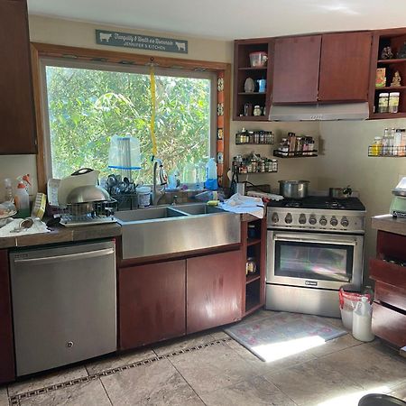 Healing Ponds Farm Villa Buxton Екстериор снимка