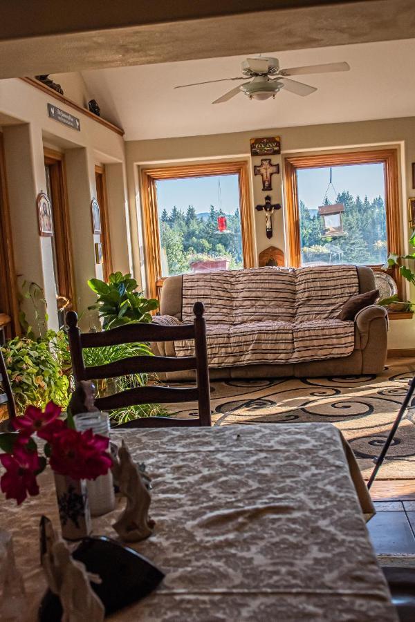 Healing Ponds Farm Villa Buxton Екстериор снимка