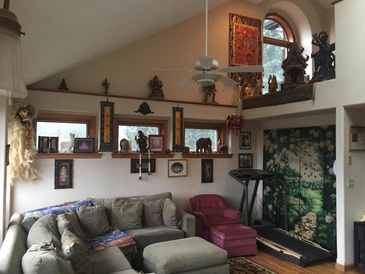 Healing Ponds Farm Villa Buxton Екстериор снимка